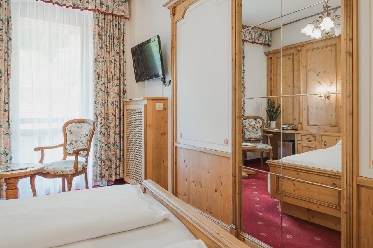 Hotel Sonklarhof Ridanna Buitenkant foto