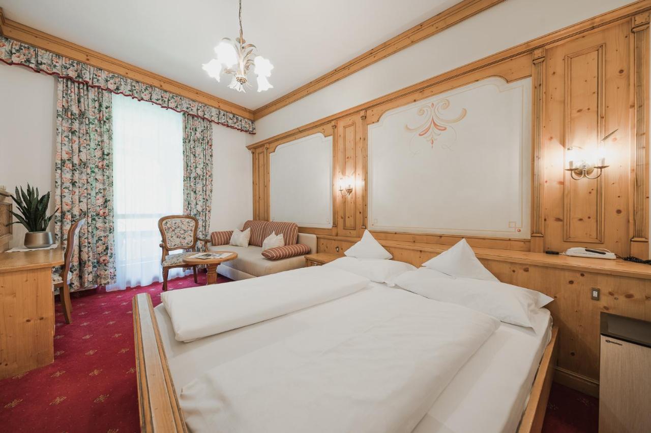 Hotel Sonklarhof Ridanna Buitenkant foto