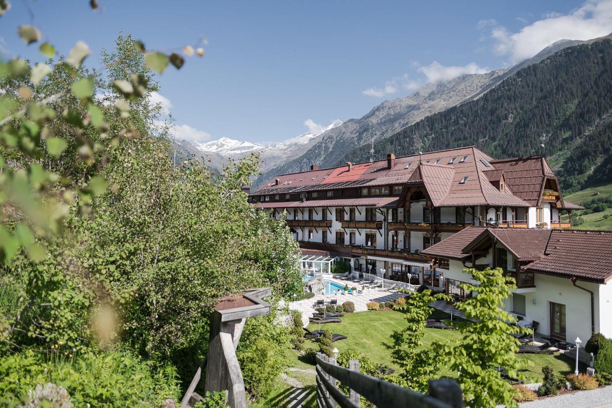 Hotel Sonklarhof Ridanna Buitenkant foto