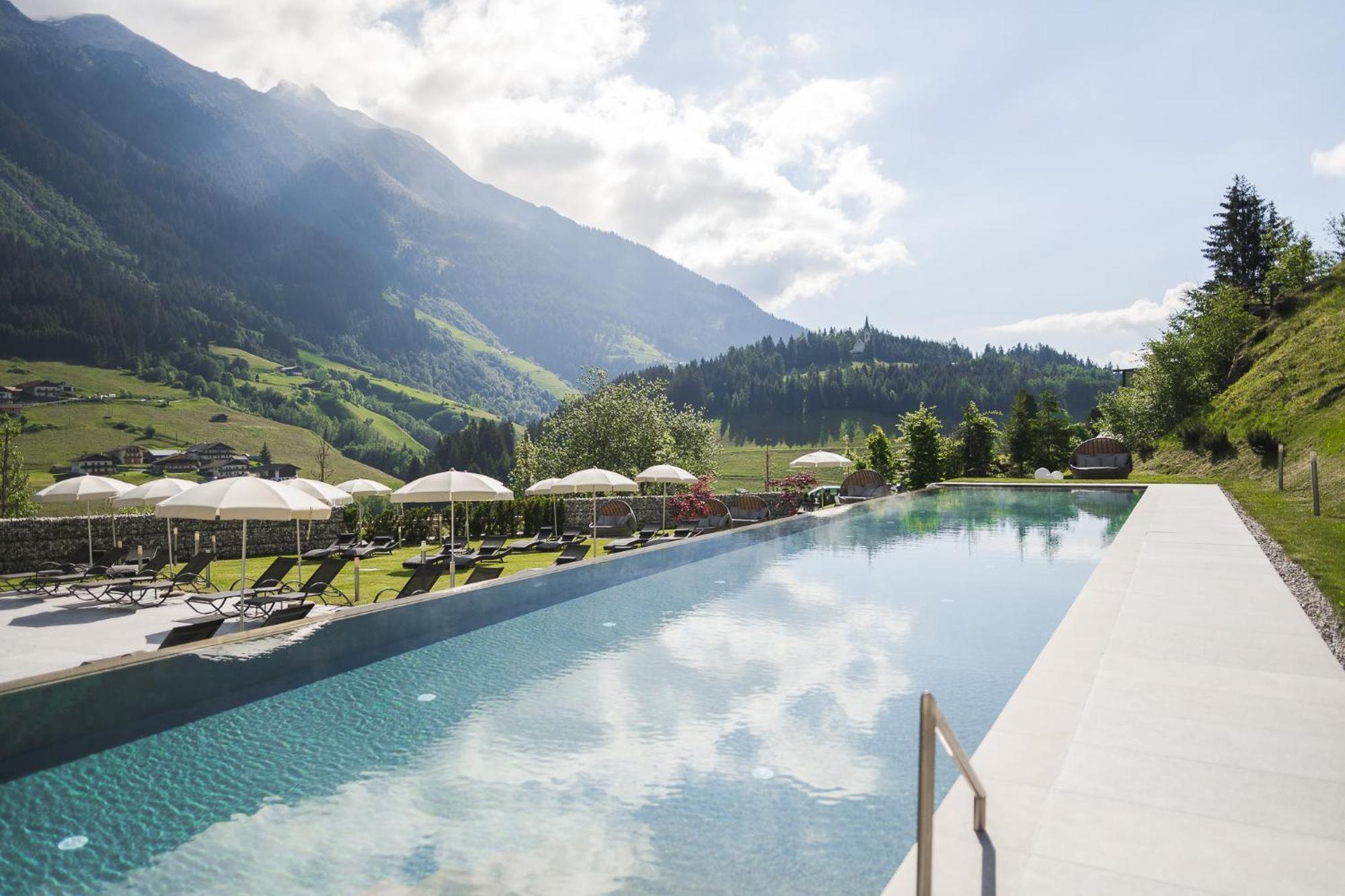 Hotel Sonklarhof Ridanna Buitenkant foto